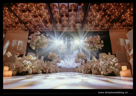 Trang trí tiệc cưới tại White Palace PVĐ - 14.jpg